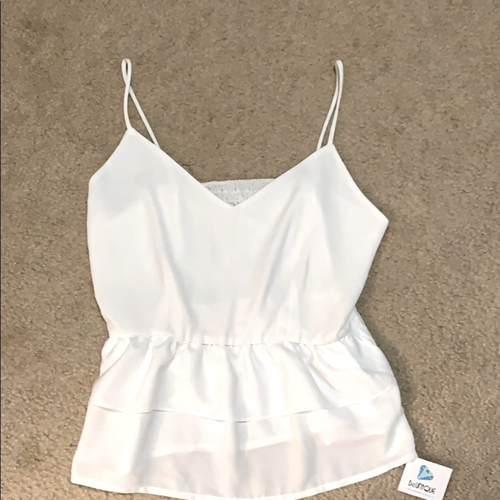 White casual tank top